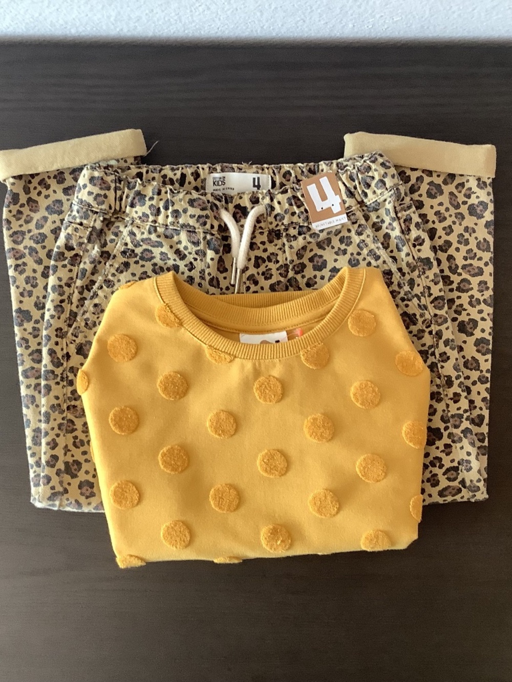 Cotton On Kids Girls Outfit Set Leopard Slouch Jeans & Sage Crew Honey Shirt 4T